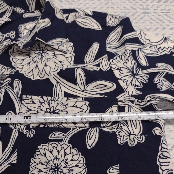 NEW LOFT Navy and White Floral Long Sleeve Dress Oversized, Bohemian. - Picture 11 of 16